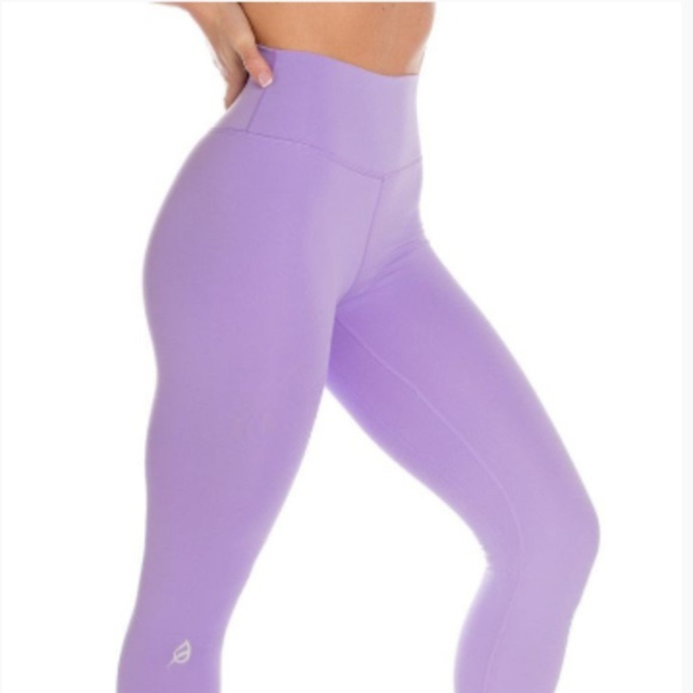 Ptula alainah III sleek leggings 23 inch NWT iris